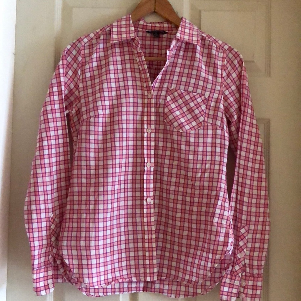 American Eagle Plaid Button Down Shirt